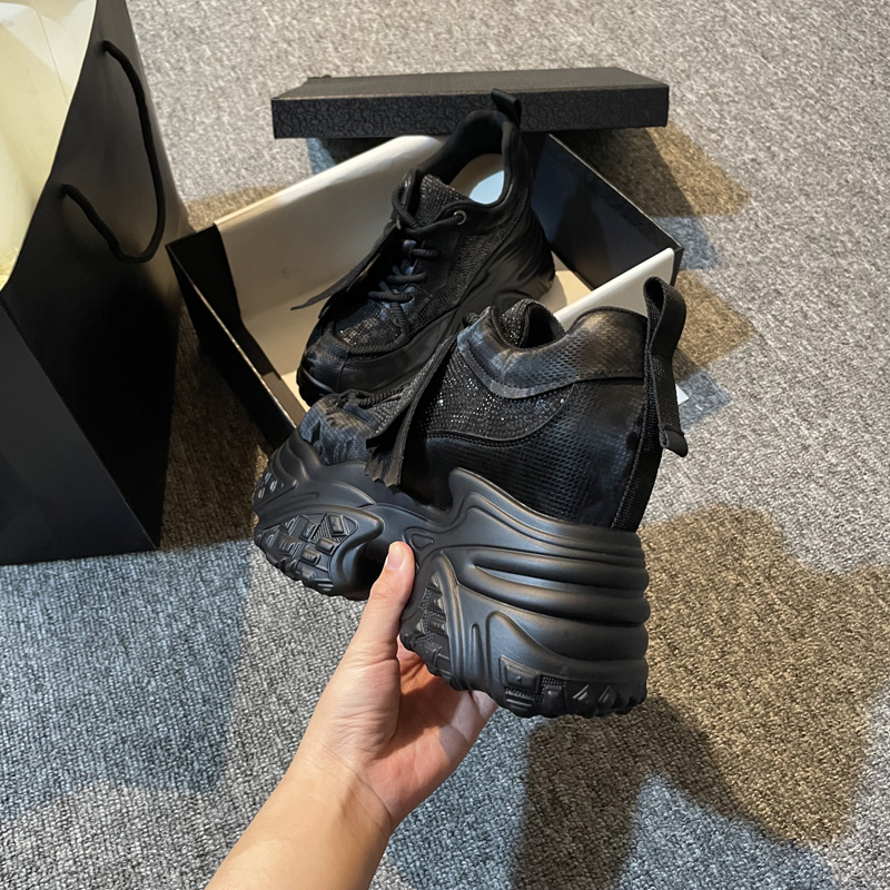 内增高老爹鞋女2024秋冬季新款厚底松糕百搭爆款小个子休闲运动鞋