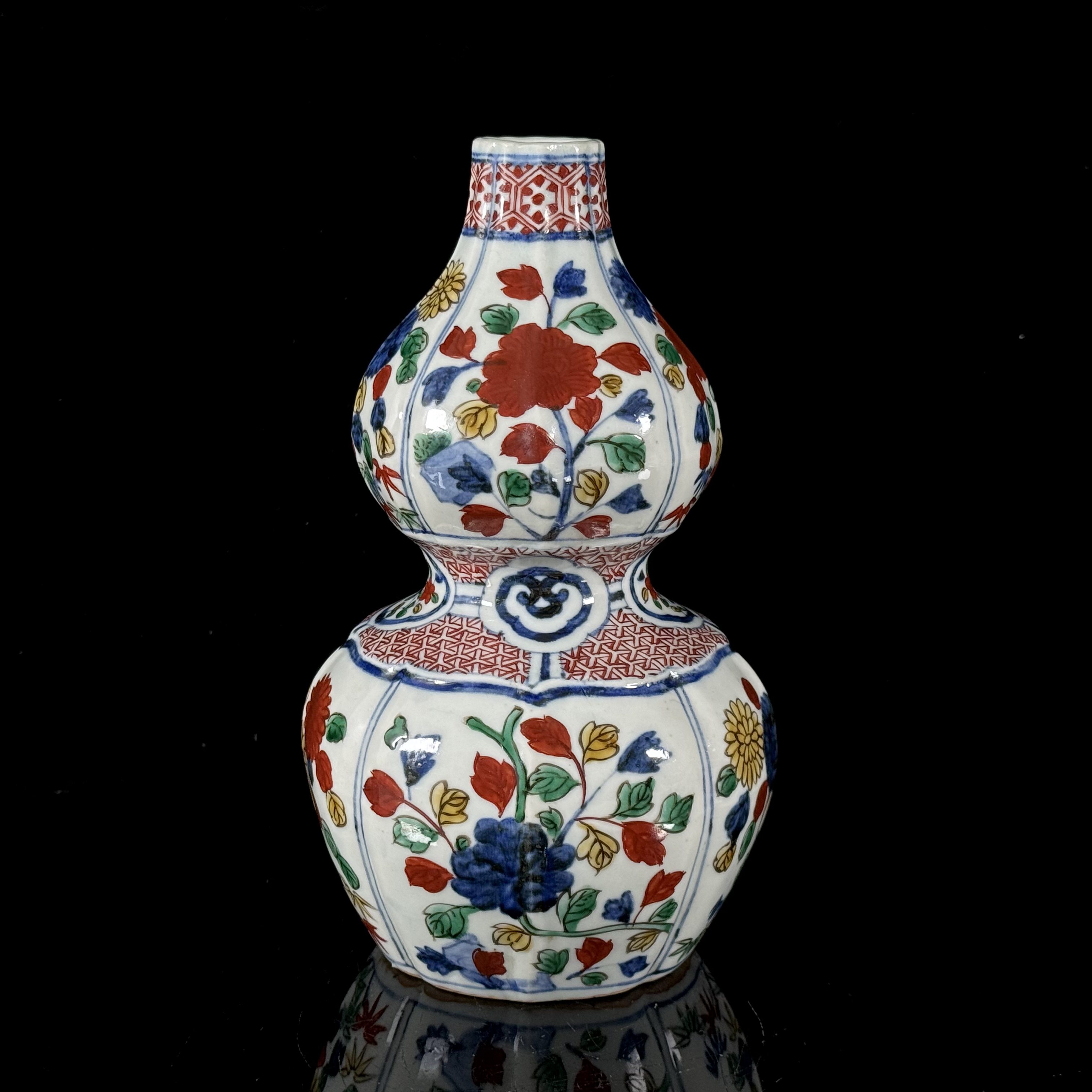 明晚期 青花加彩花卉纹葫芦瓶03990 D910