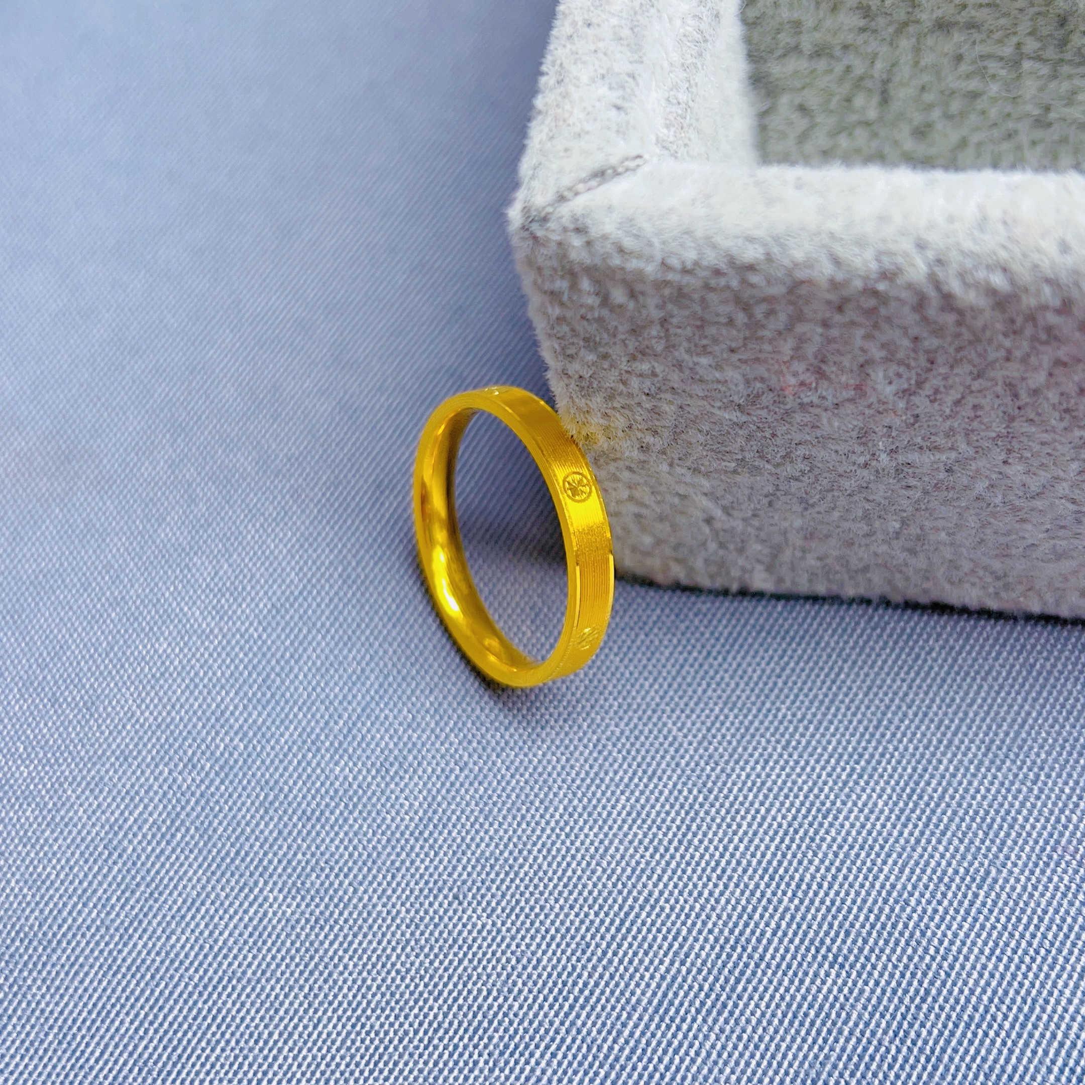 足金999宽版卡家亮边拉丝时尚百搭气质轻奢精美