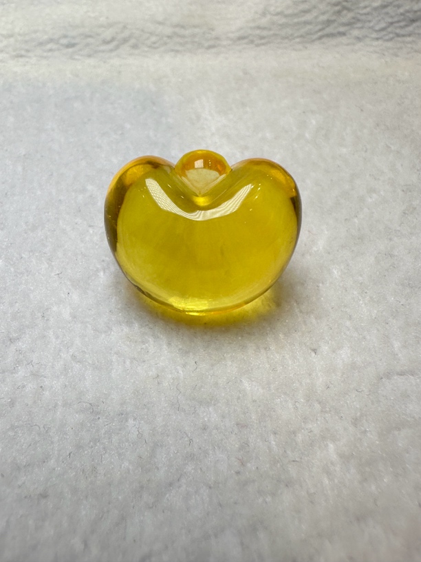 天然琥珀金角蜜爱心吊坠时尚可爱精致轻奢小众