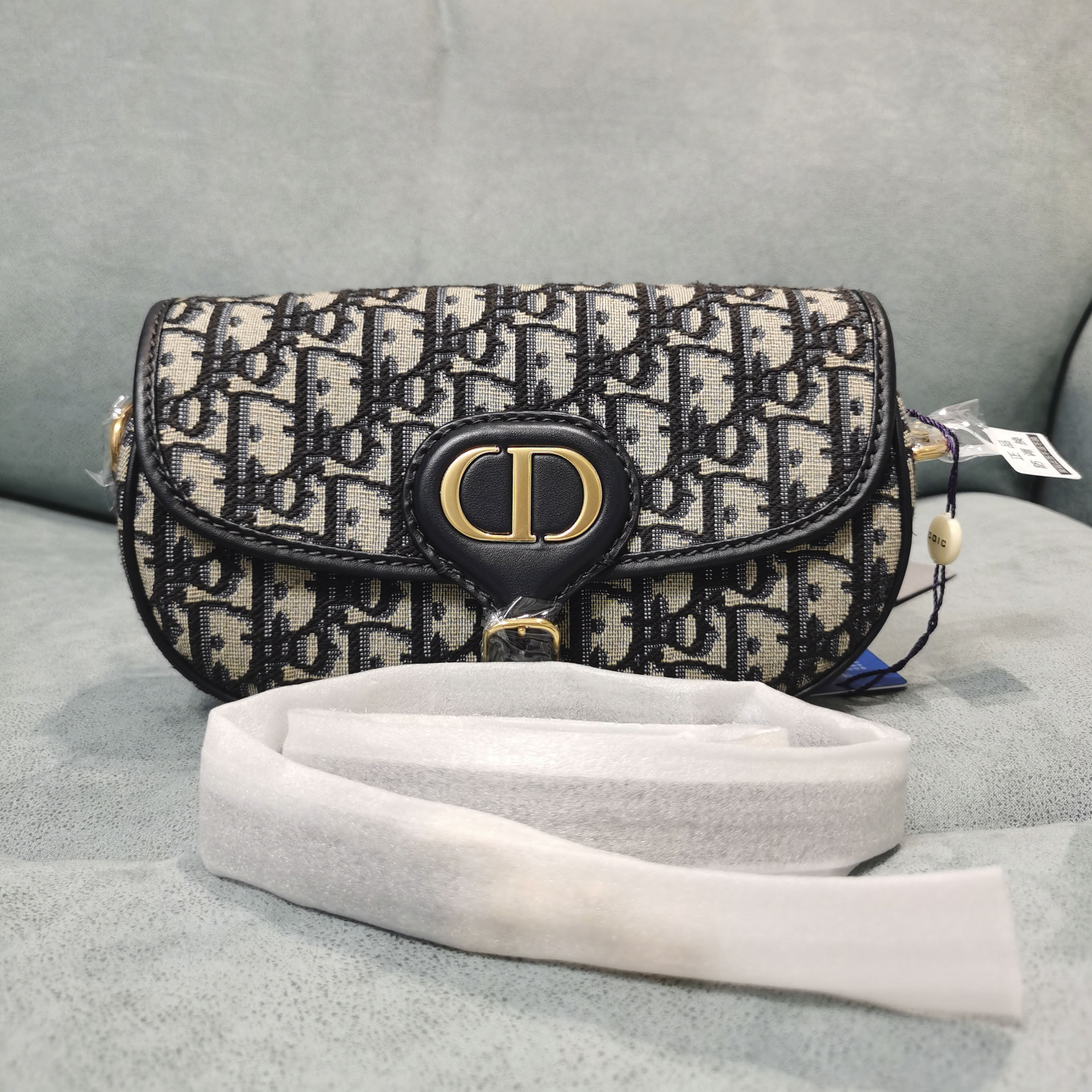 全新未使用 DIOR/迪奥 老花新月包Bobby East-west 21*12*5.1