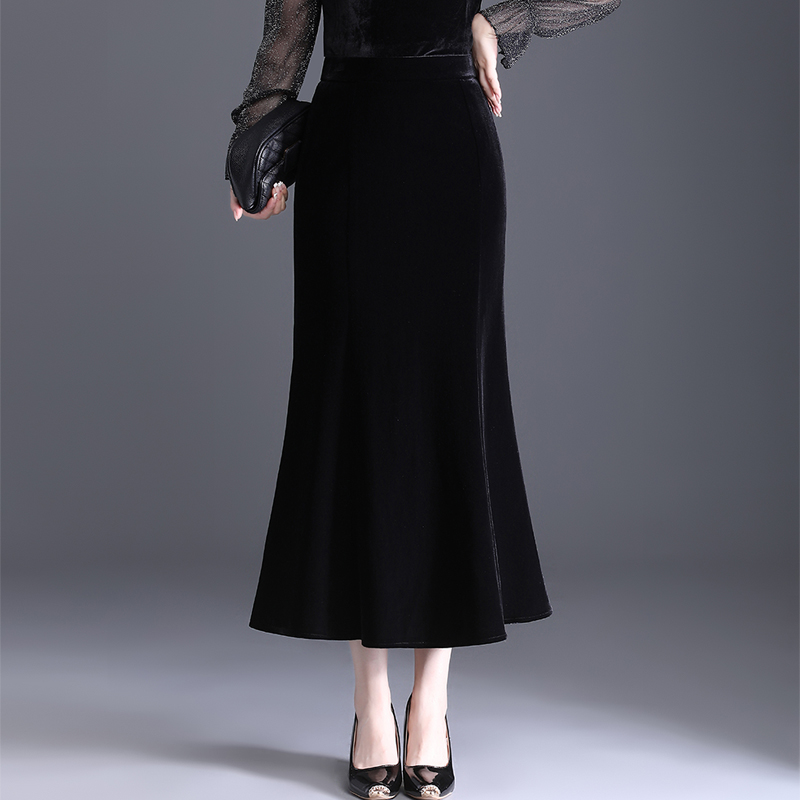 秋冬加绒金丝绒鱼尾半身裙女新款高级感弹力显瘦气质长裙包臀裙