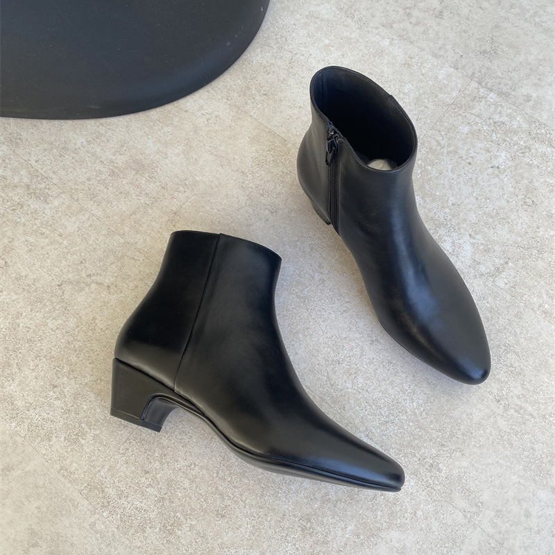 慕林娜  英伦真皮圆头粗跟通勤工作靴中跟侧拉链短靴裸靴女  L008