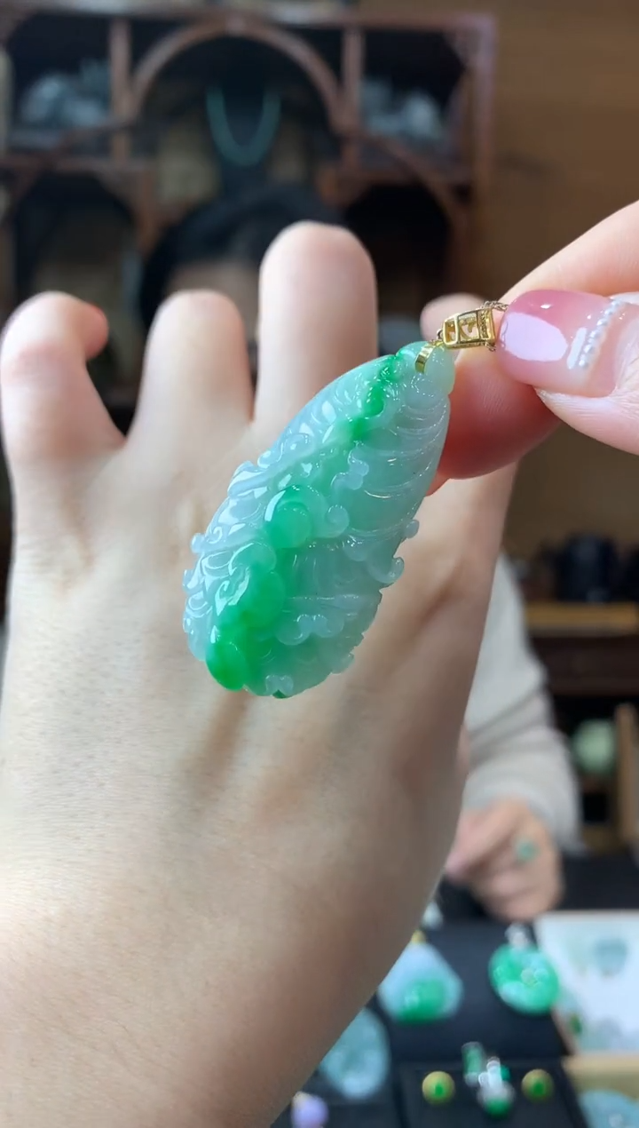 【闪购商品】翡翠颈饰18K金镶嵌挂件