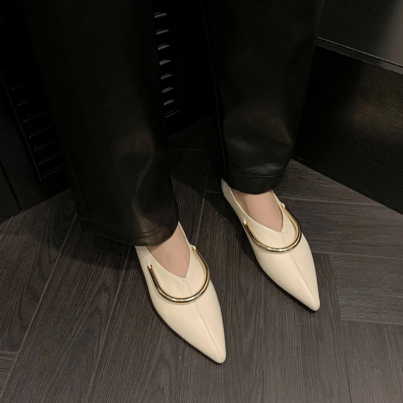 34-40码/1.5cm跟高/黑白/设计师款法式风时尚气质尖头平底单鞋