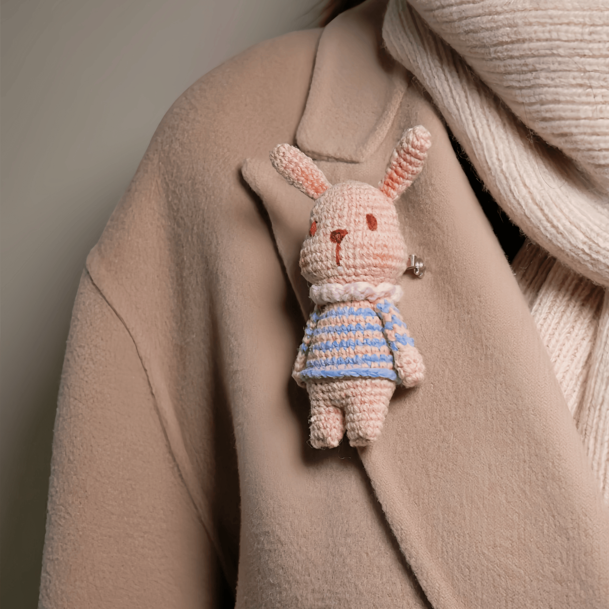不锈钢胸针 闺蜜礼物超可爱兔子ins胸针手工编织冬日穿搭大衣毛衣