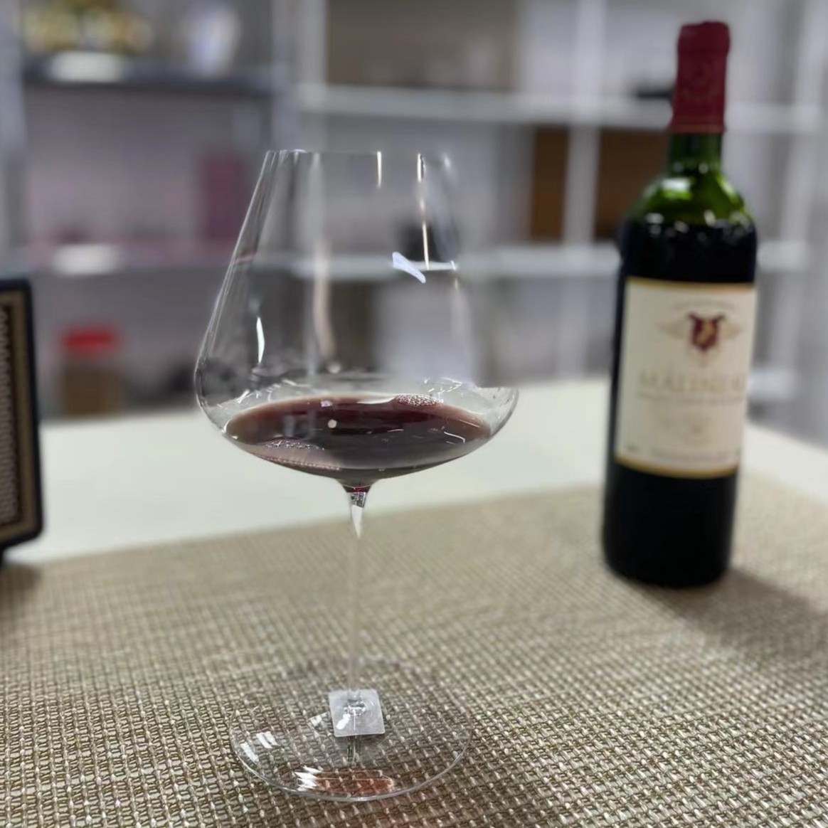 小众细杆大肚酒杯居家