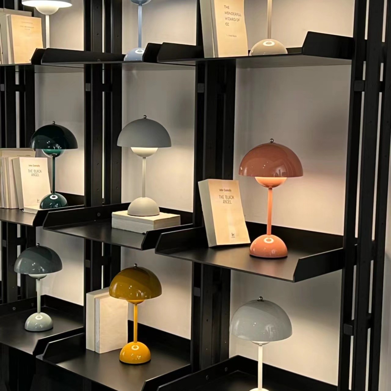 丹麦设计师款原厂花苞灯居家日用