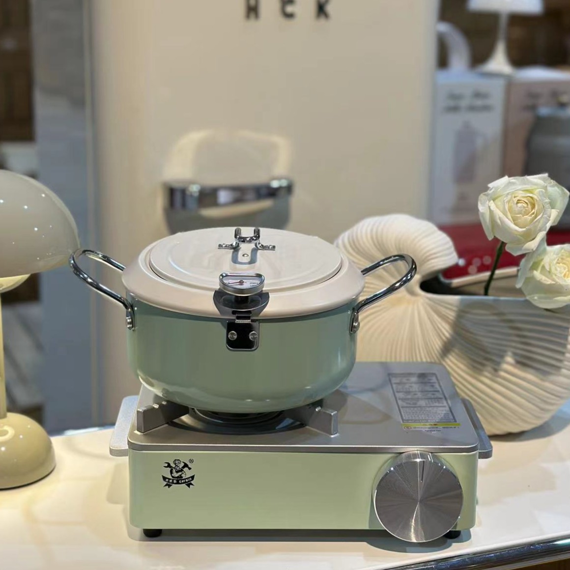 出日本彼此彼此 互いに天妇罗锅