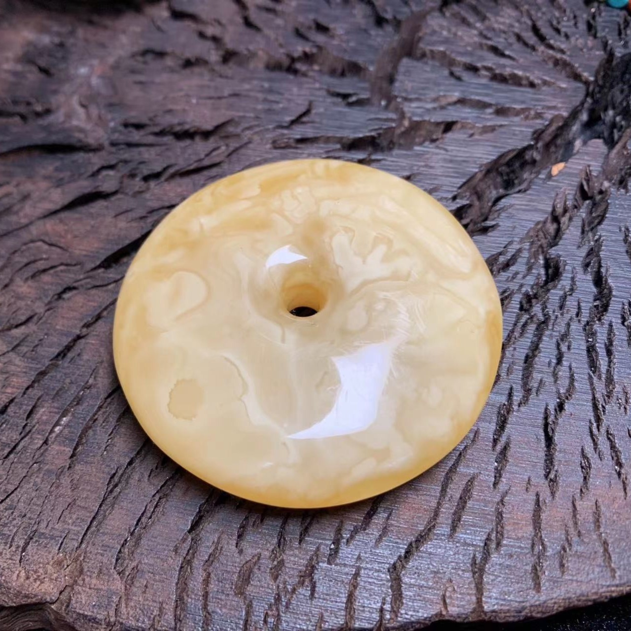 出门没输过的蜜蜡