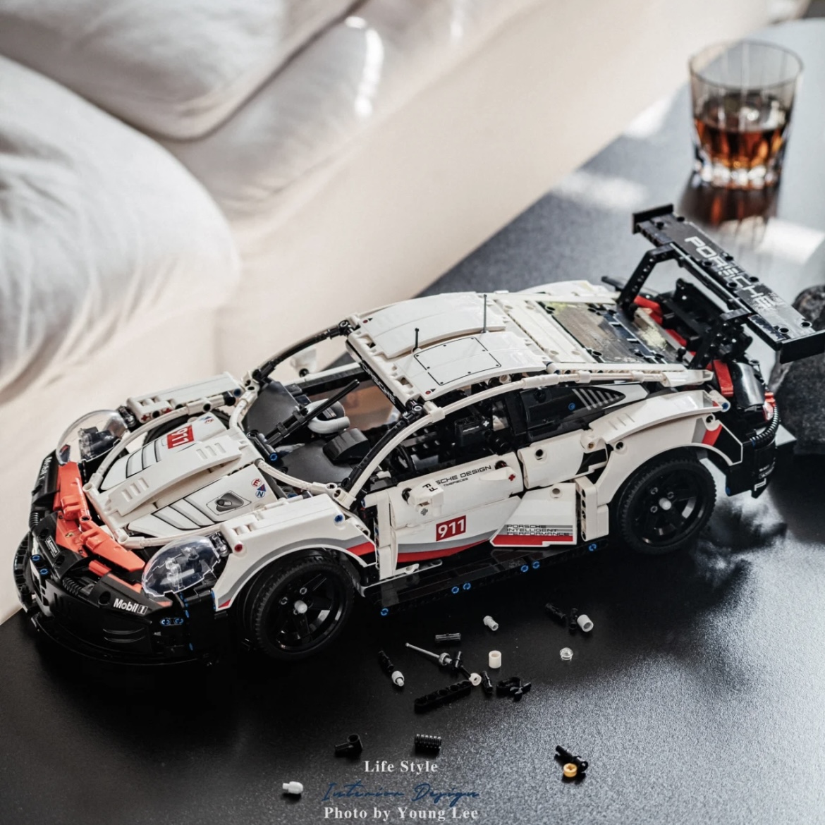 【鹏哥积木】保时捷Porsche 911 RSR 科技机械组 可挂墙版本