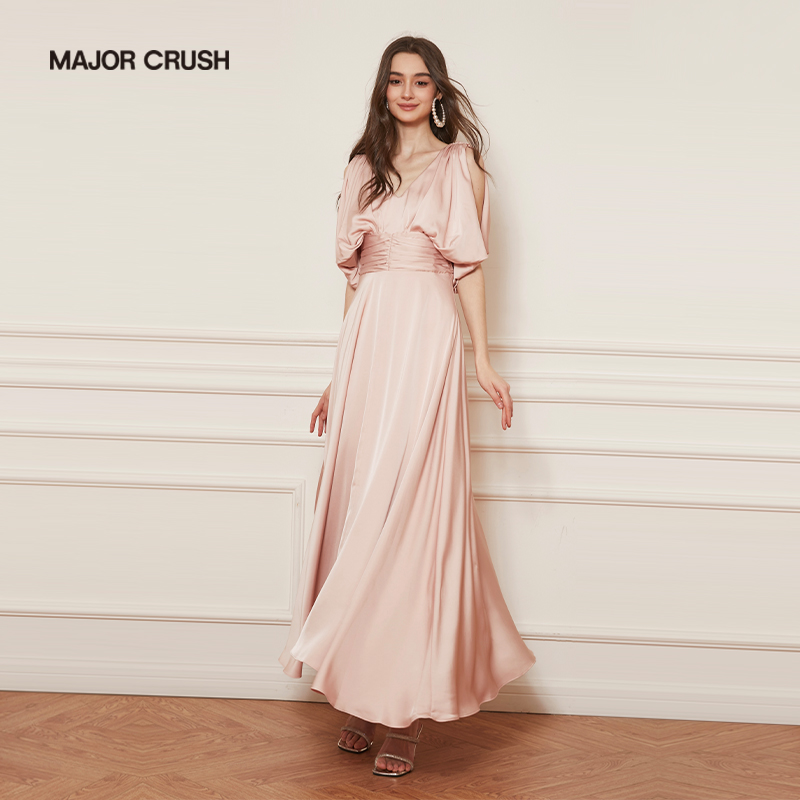 MAJOR CRUSH绸缎轻礼服女设计感粉色优雅高级名媛连衣裙5121