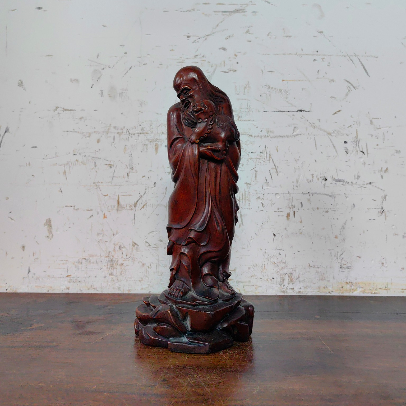 旧藏  小叶黄杨伏狮罗汉摆件 尺寸高26cm长11.8cm宽6.5cm