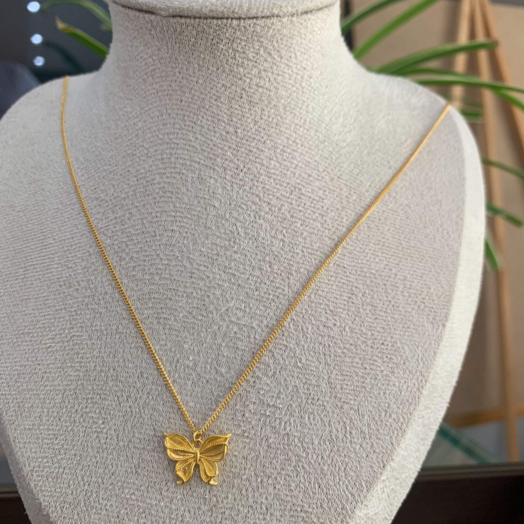 【金时代金店】5.56克足金蝴蝶套链（M扣）