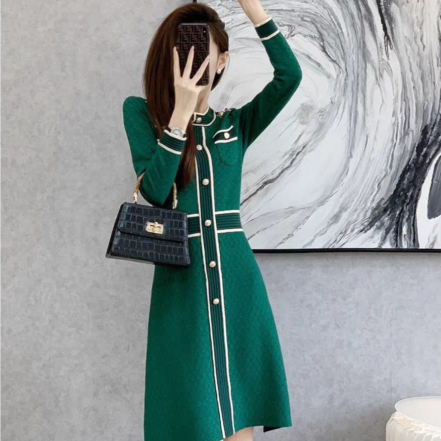 小香风秋冬季圆领亮丝针织连衣裙收腰A字裙高级感通勤气质打底裙