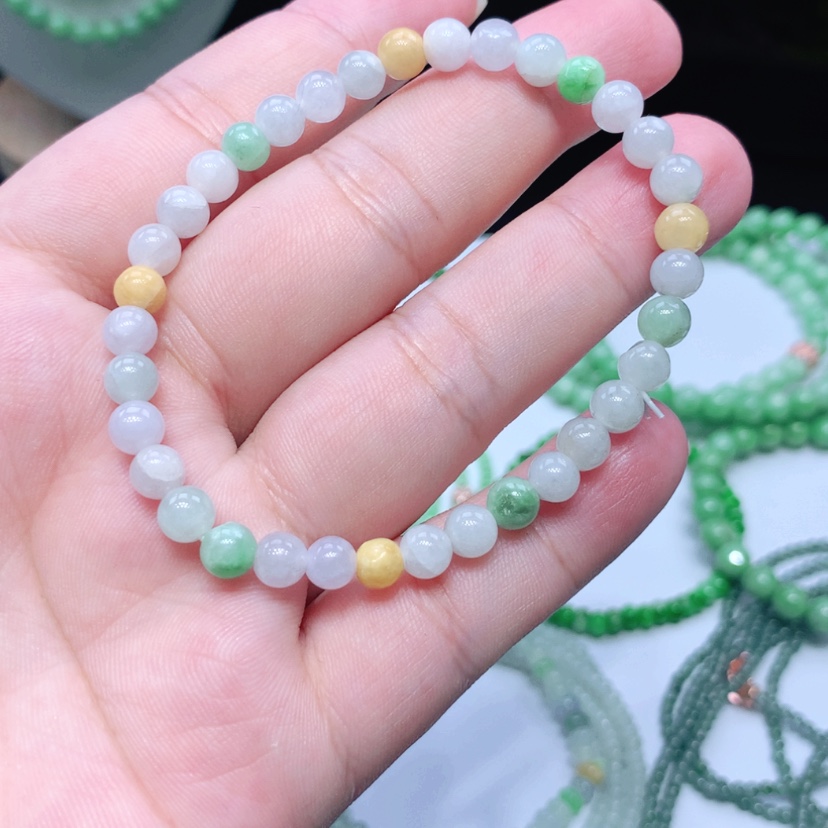 【闪购商品】翡翠手链未镶嵌?***哒