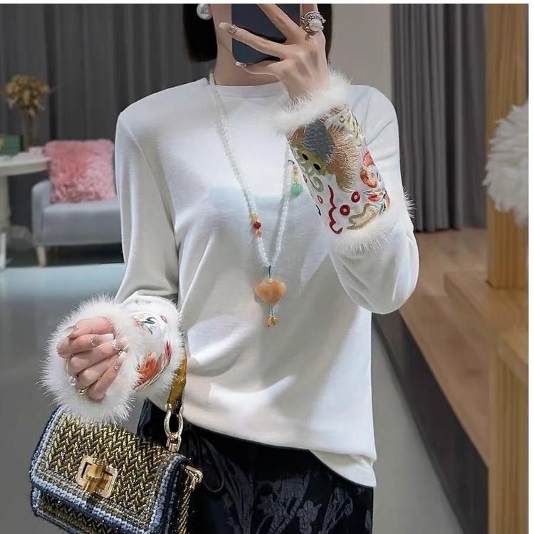 新中式国风打底衫洋气设计感袖口拼接刺绣时尚百搭显瘦遮肚子T恤