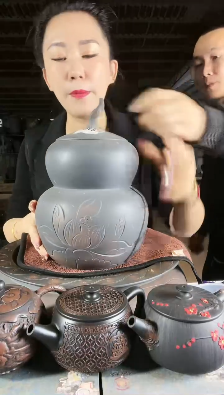 【闪购商品】陶瓷壶瑕疵 茶叶罐 外面底部 a879