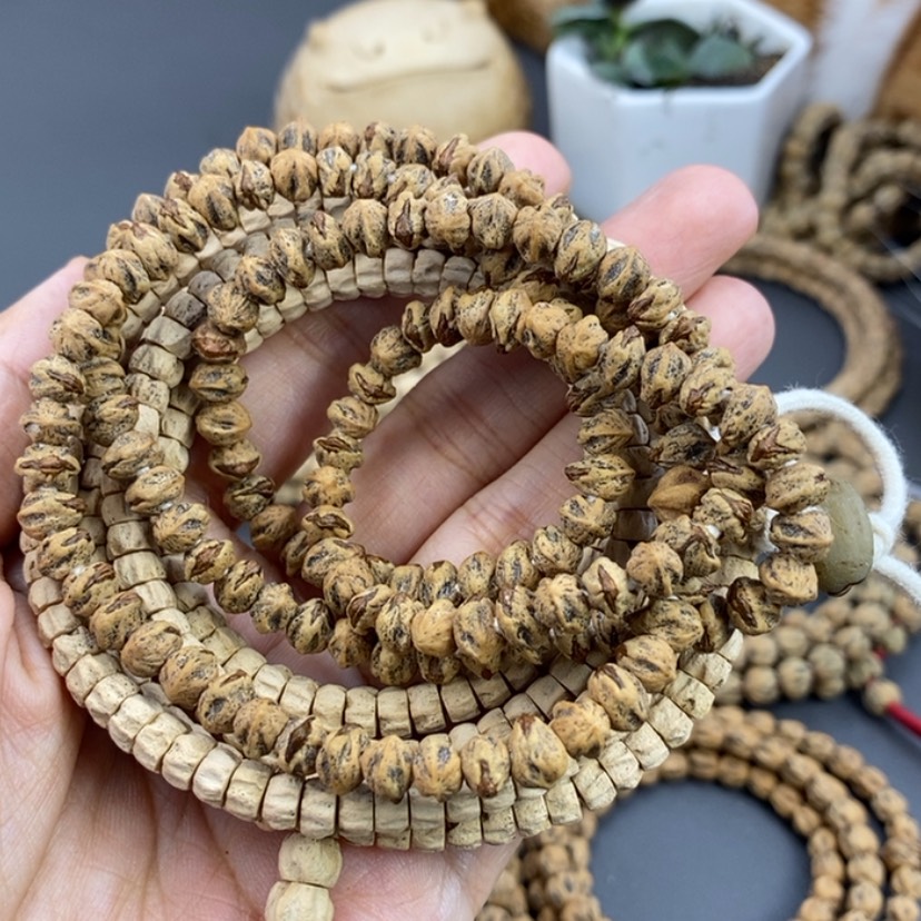 【闪购商品】柏香籽/百香籽吊坠热振