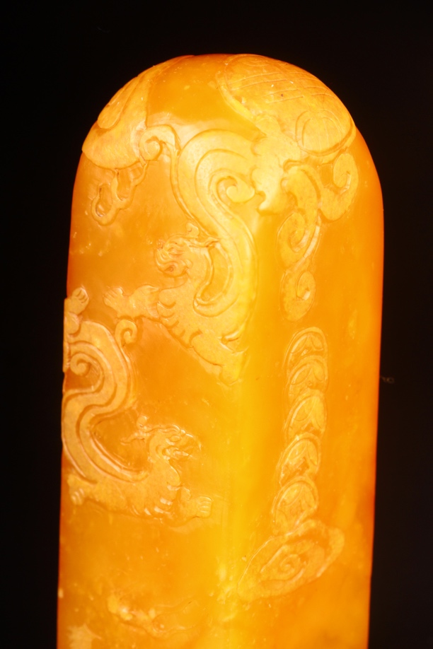 精品田黄石雕工艺精湛独特制作技艺独特印章尺寸：10.0-3.4-3.4，，，