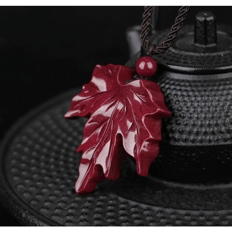 含辰砂工艺品正品高含量朱砂枫叶款式吊坠时尚轻奢情侣同款礼物