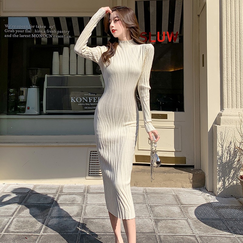 半高领内搭针织连衣裙女秋冬紧身配大衣打底毛衣长款修身包臀裙子