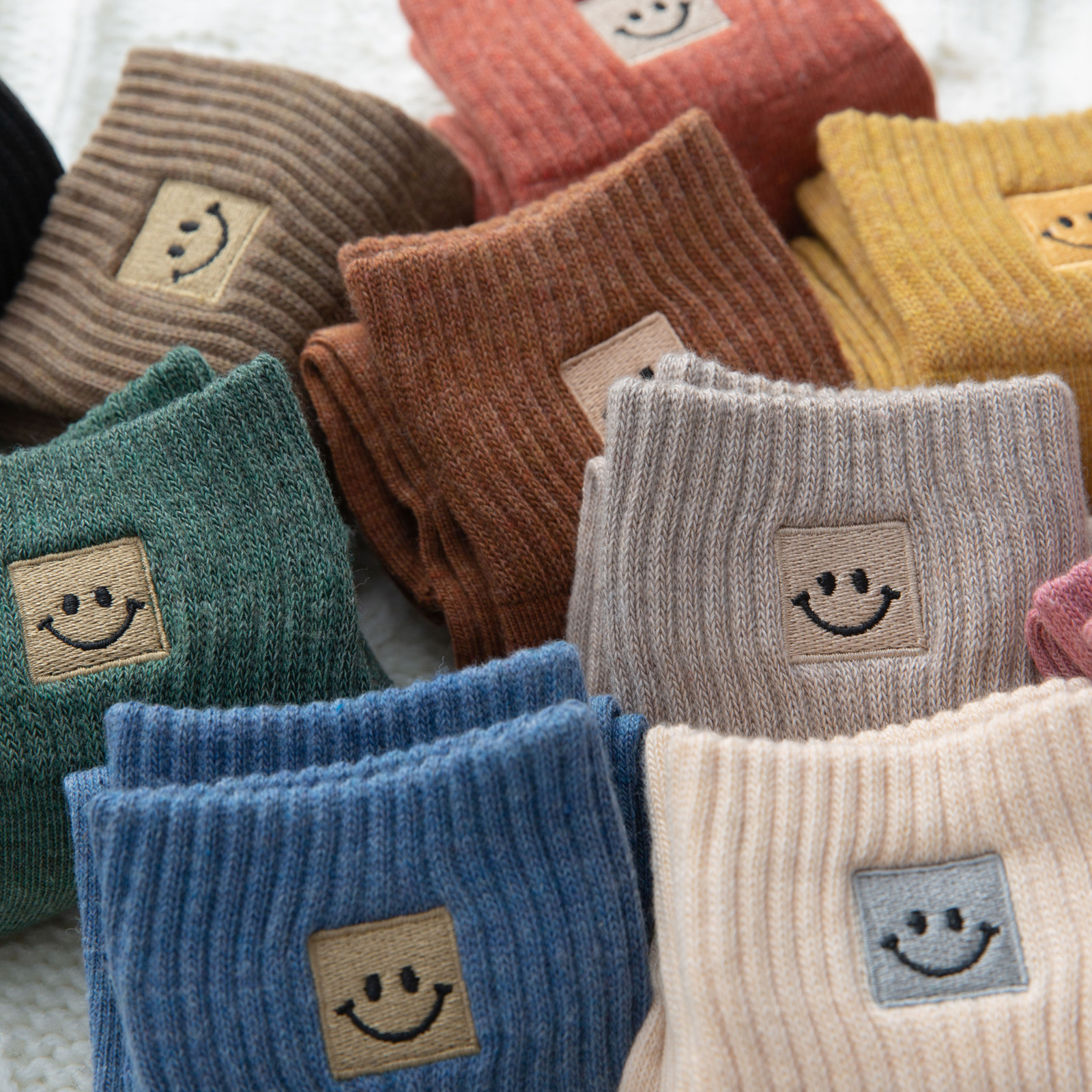 袜子女款中筒袜秋冬季纯棉长袜加厚长筒袜诸暨女士保暖袜地板袜款