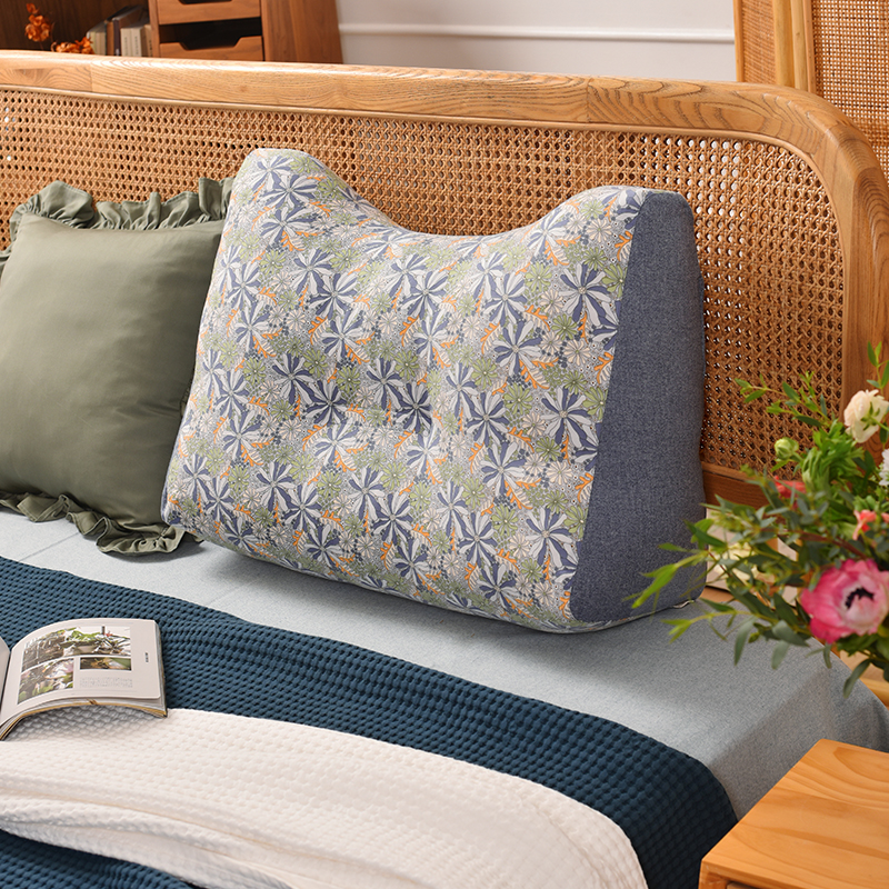 April Town/阳春小镇海洋珊瑚花卉猫耳朵多功能靠枕