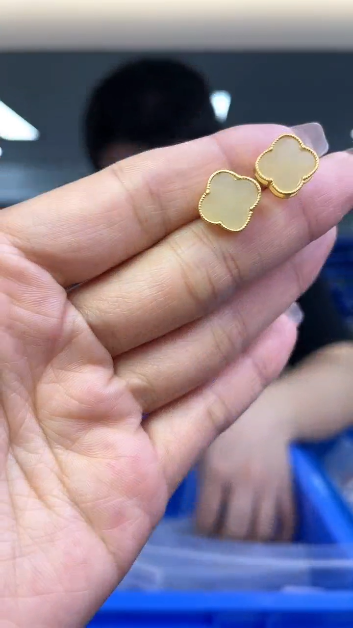 【闪购商品】和田玉`银S925镶嵌(多样性发一件）