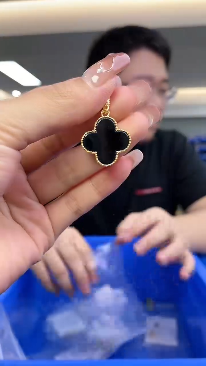 【闪购商品】玛瑙/玉髓`18K金镶嵌(多样性发一件）