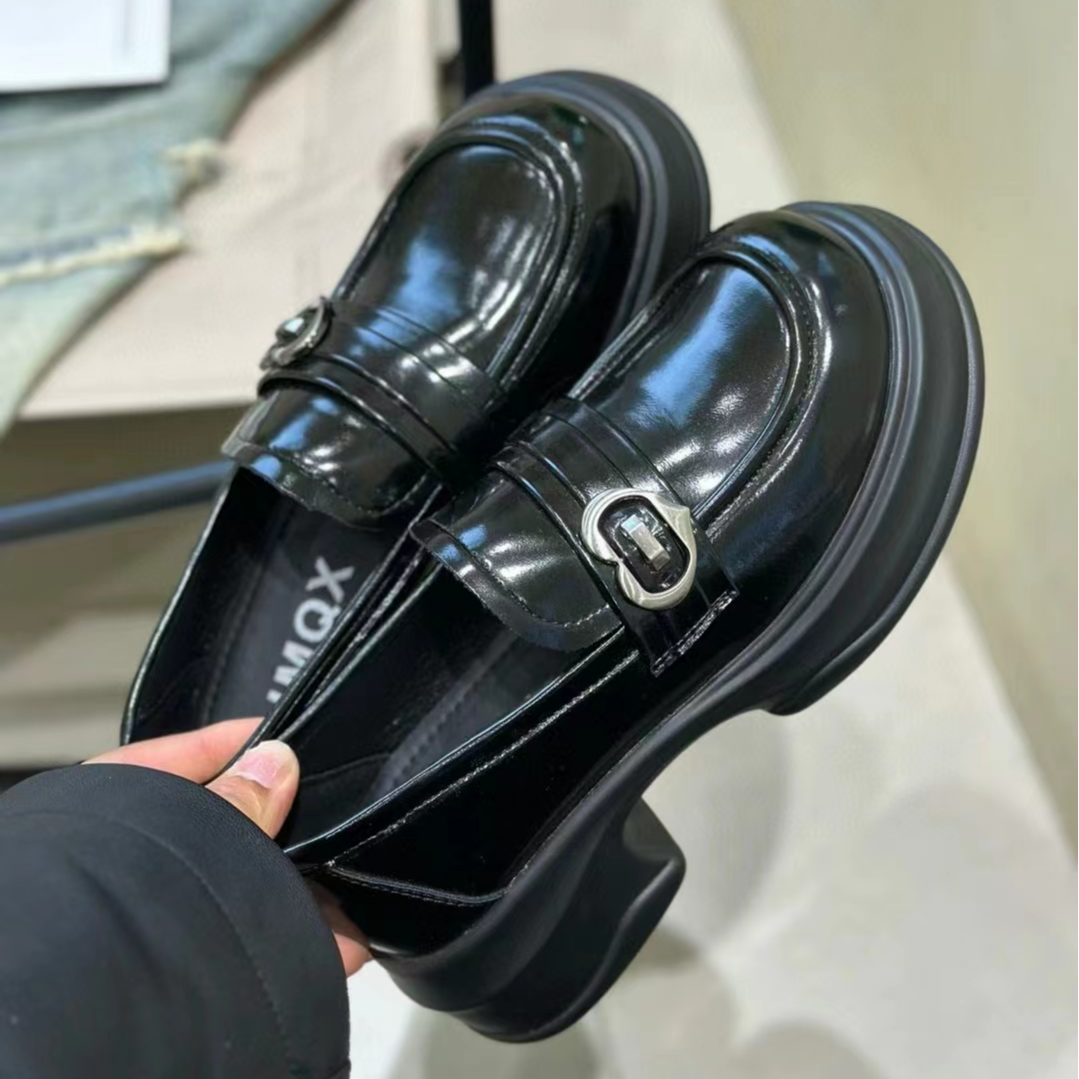 爱心款厚底乐福鞋圆头乐福鞋舒适时尚休闲百搭黑色真皮复古舒适