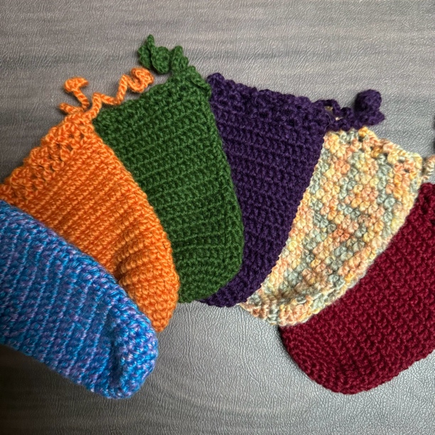 再就业阿姨手工编织蝈蝈叫罐毛线保温保护套可定制葫芦套颜色随机