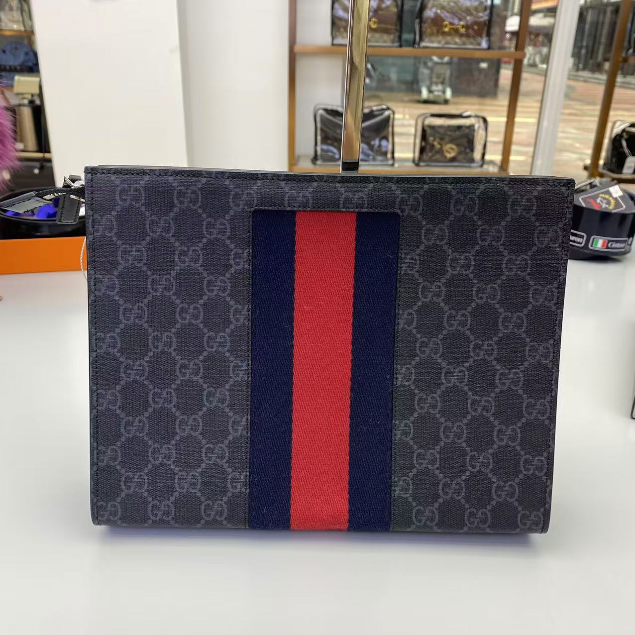 99新 LouisVuitton/路易威登 经典款 黑灰色 26 洗漱手拿包