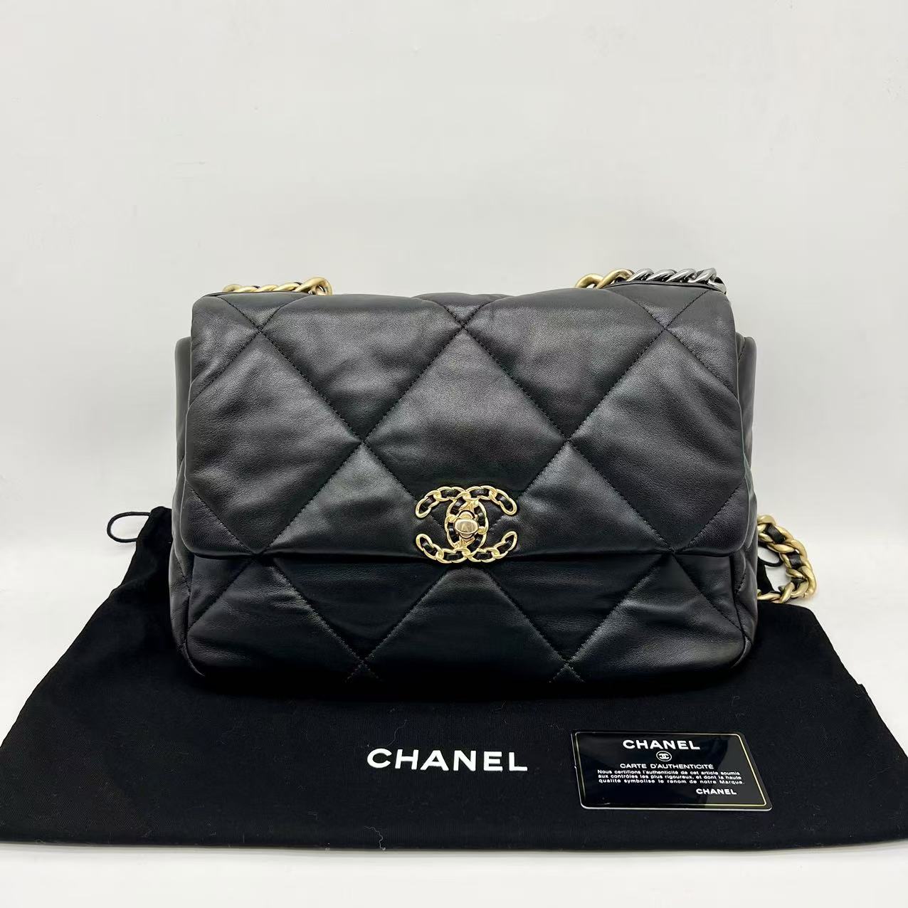 99新 Chanel/香奈儿 黑金中号 19 bag 单肩斜挎包 