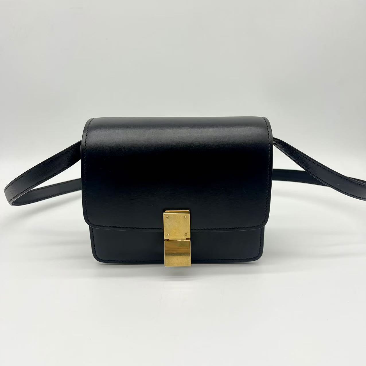 99新 Celine/思琳 黑色 金扣 box mini 斜挎包