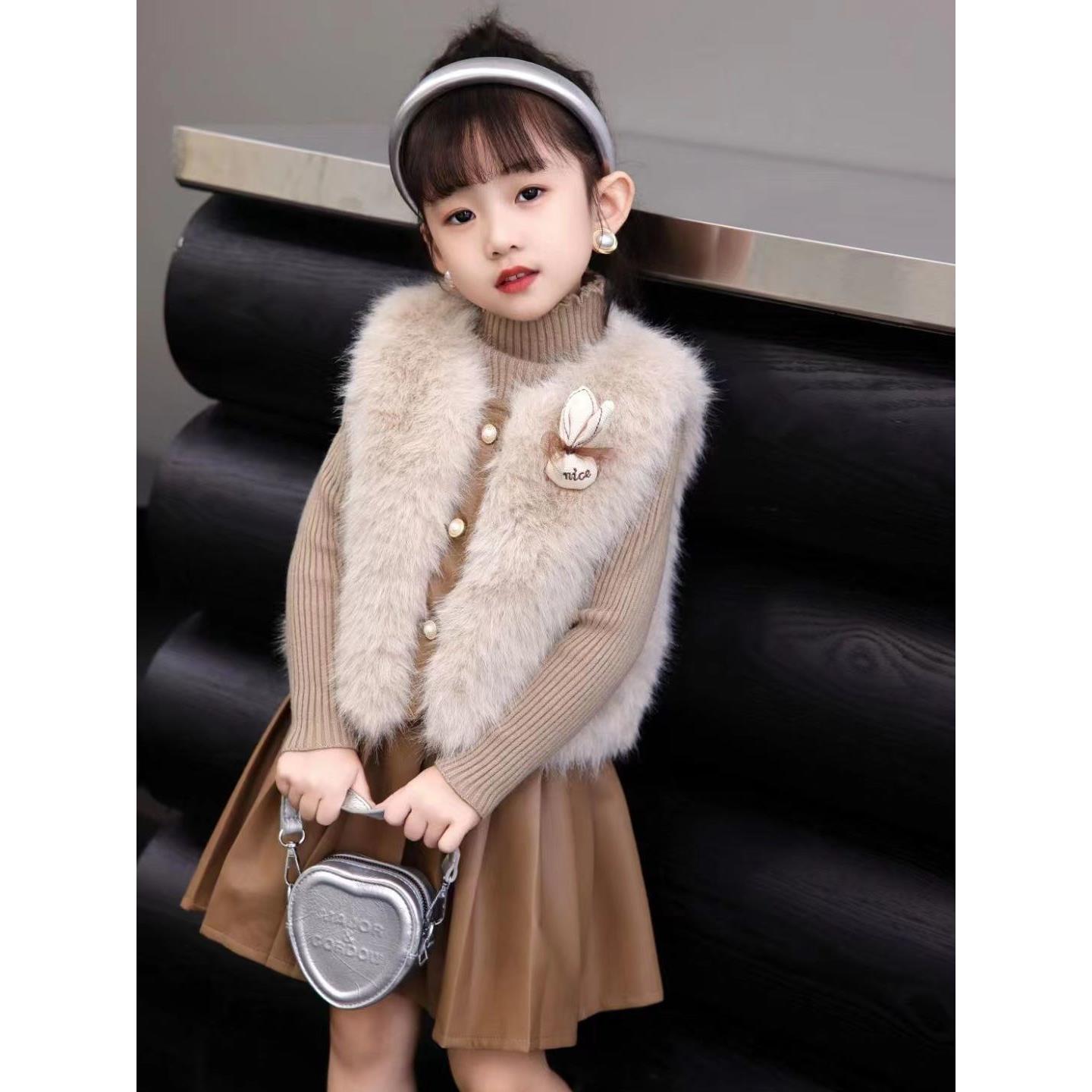 巴拉巴拉秋冬儿童新款毛毛马甲毛衣女童百褶裙三件套洋气时尚裙子