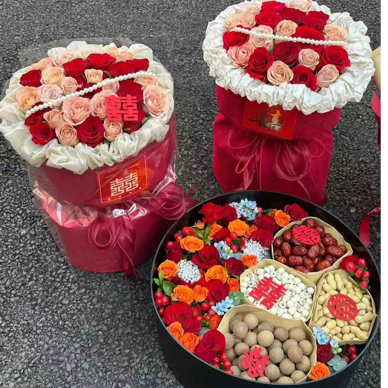 1束订婚花束+四件套