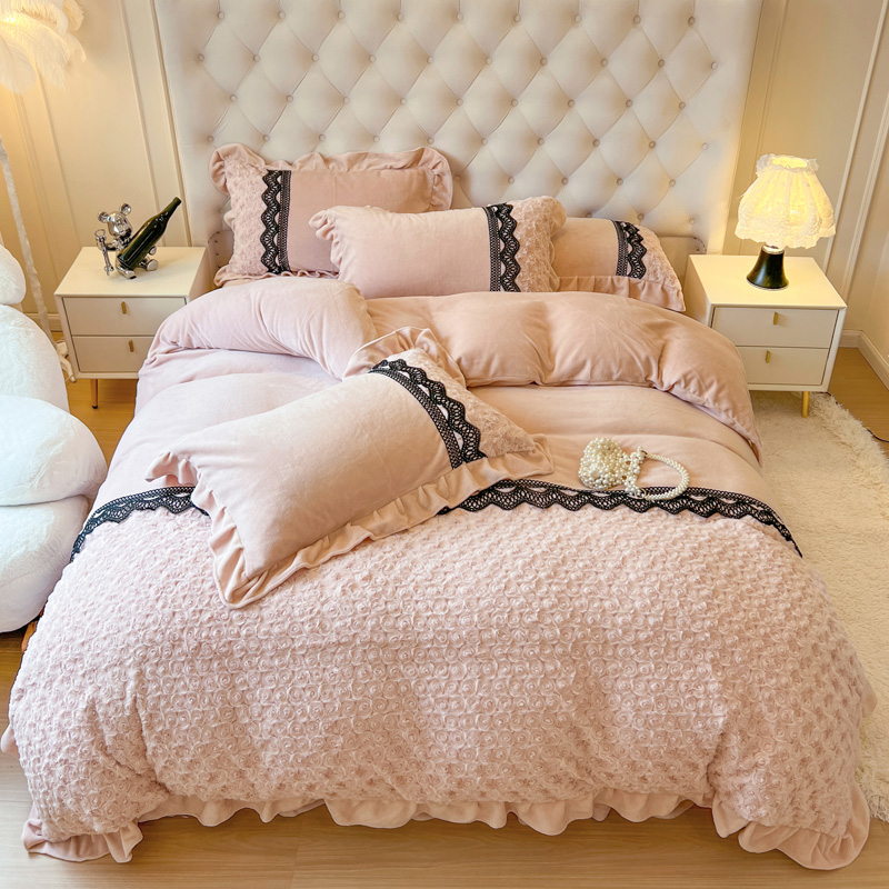 牛奶绒双拼四件套 冬季纯色夹棉加厚床盖 法式浪漫风刺绣四件套