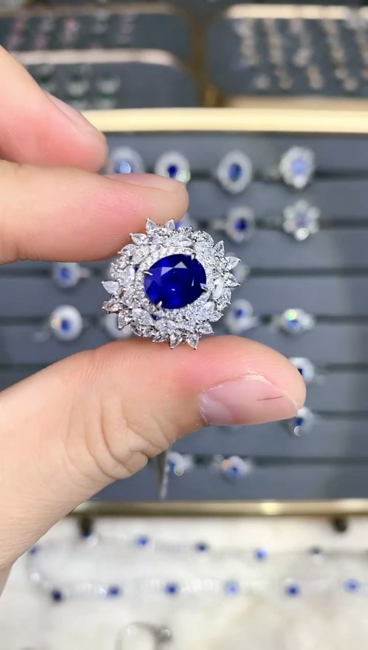 【闪购商品】蓝宝石戒指18K金镶嵌2.4ct/七天鉴赏/-01