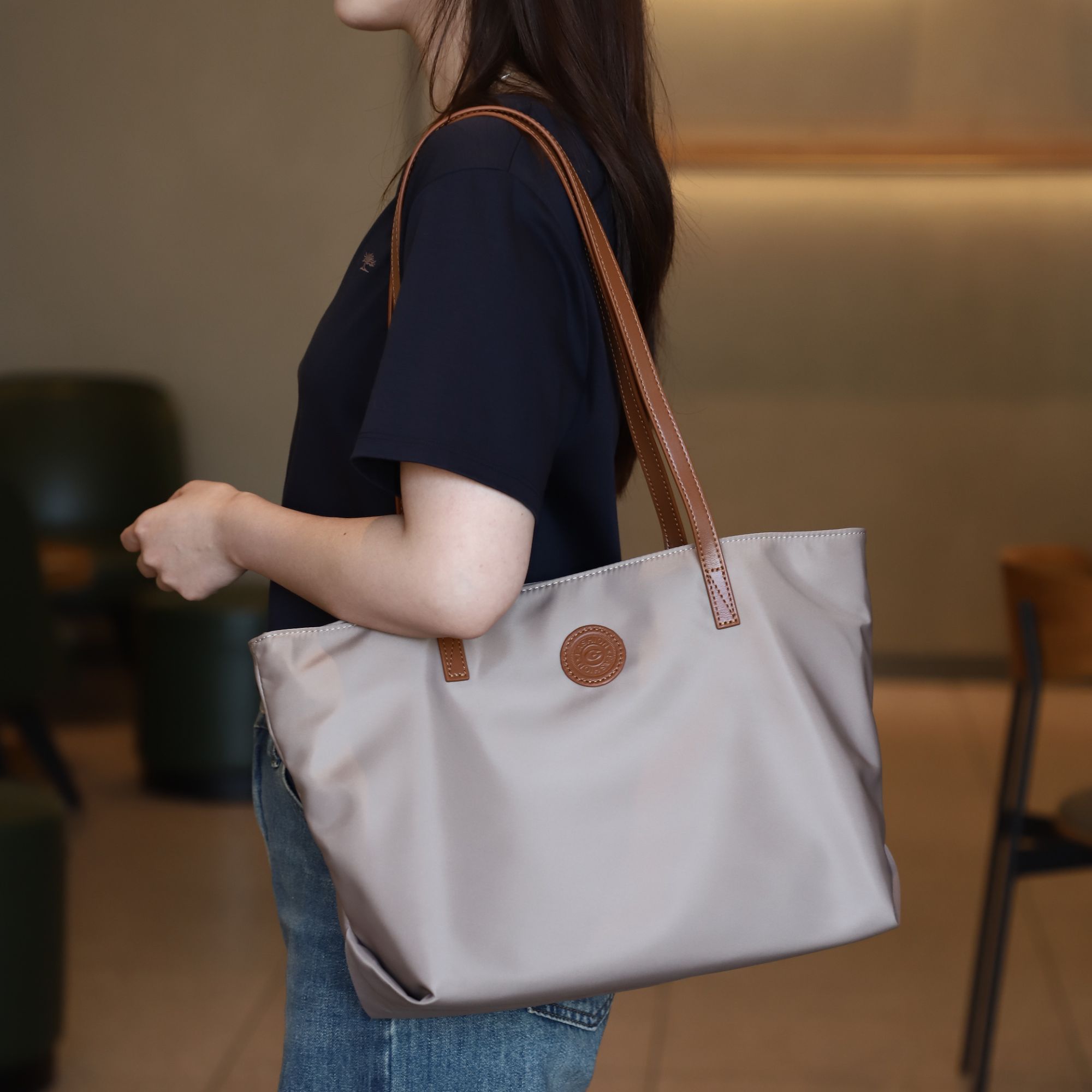 Gefanxi/歌梵希2024新款大容量通勤手提包百搭时尚单肩托特女士包