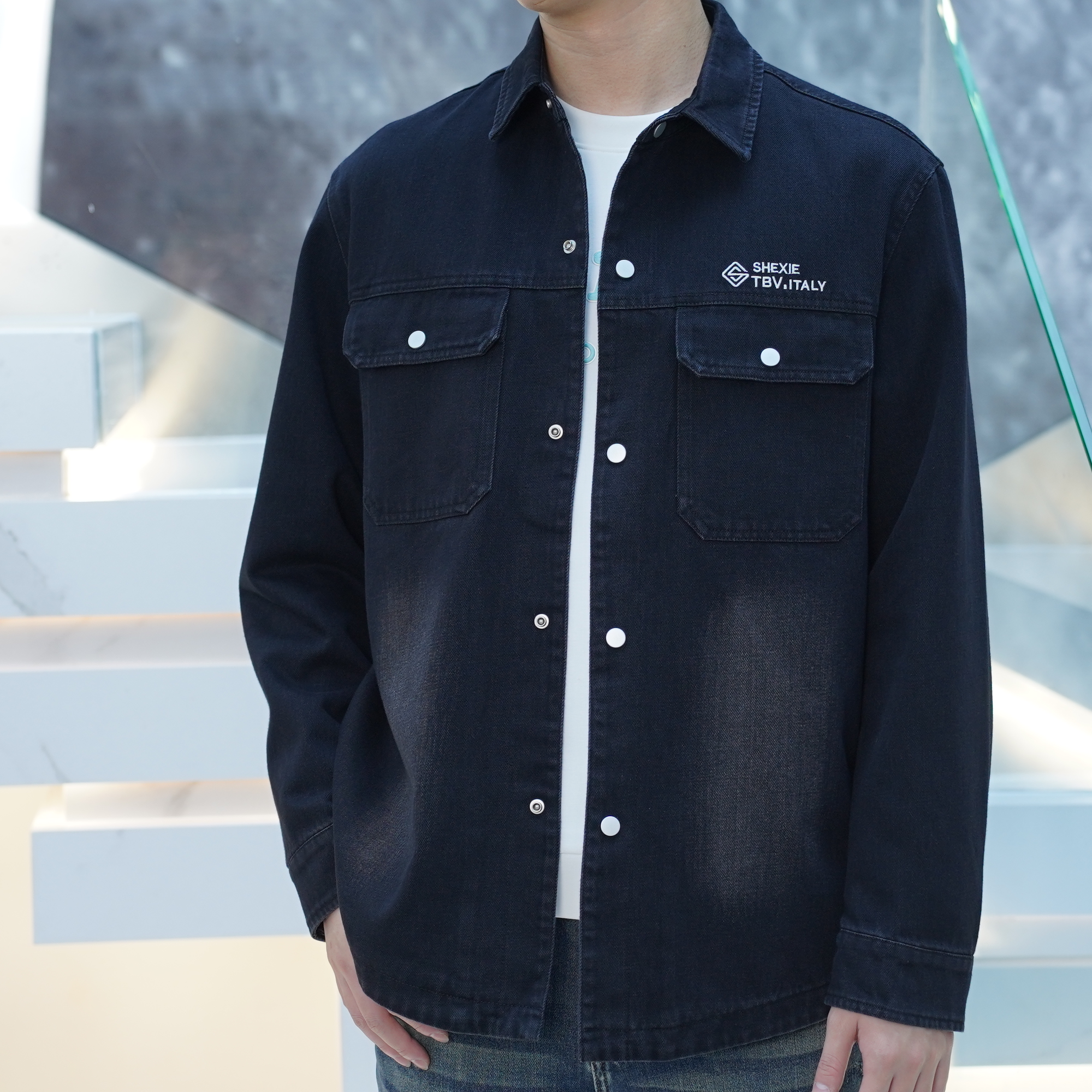 【汇佳服饰】ZB0071-秋冬款牛仔外套个性休闲时尚潮流长袖夹克