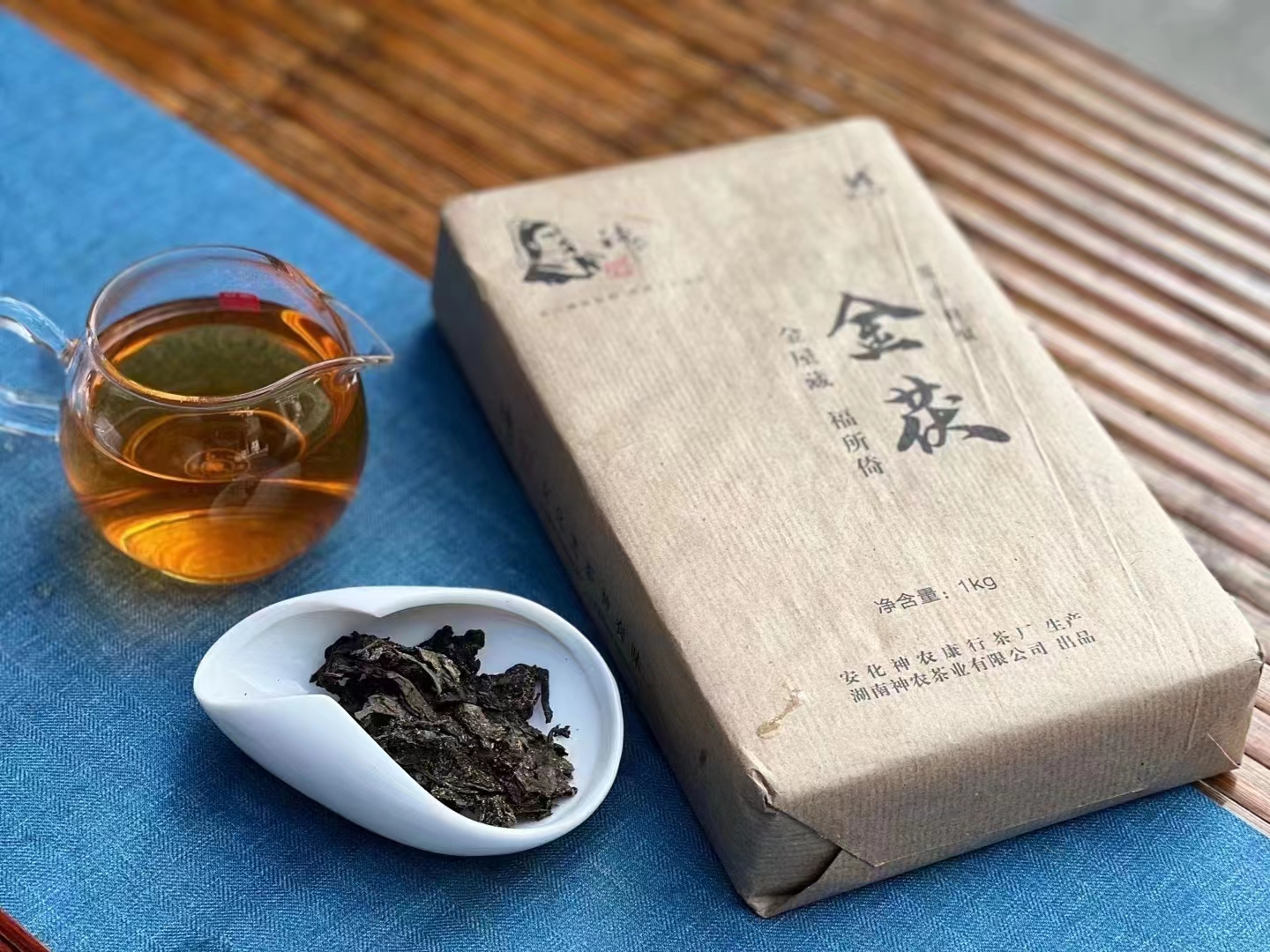正宗安化黑茶金花茯砖茶10年陈