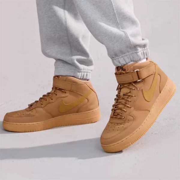 NIKE/耐克官方AF1男子空军中帮小麦色运动鞋板鞋DJ9158-200