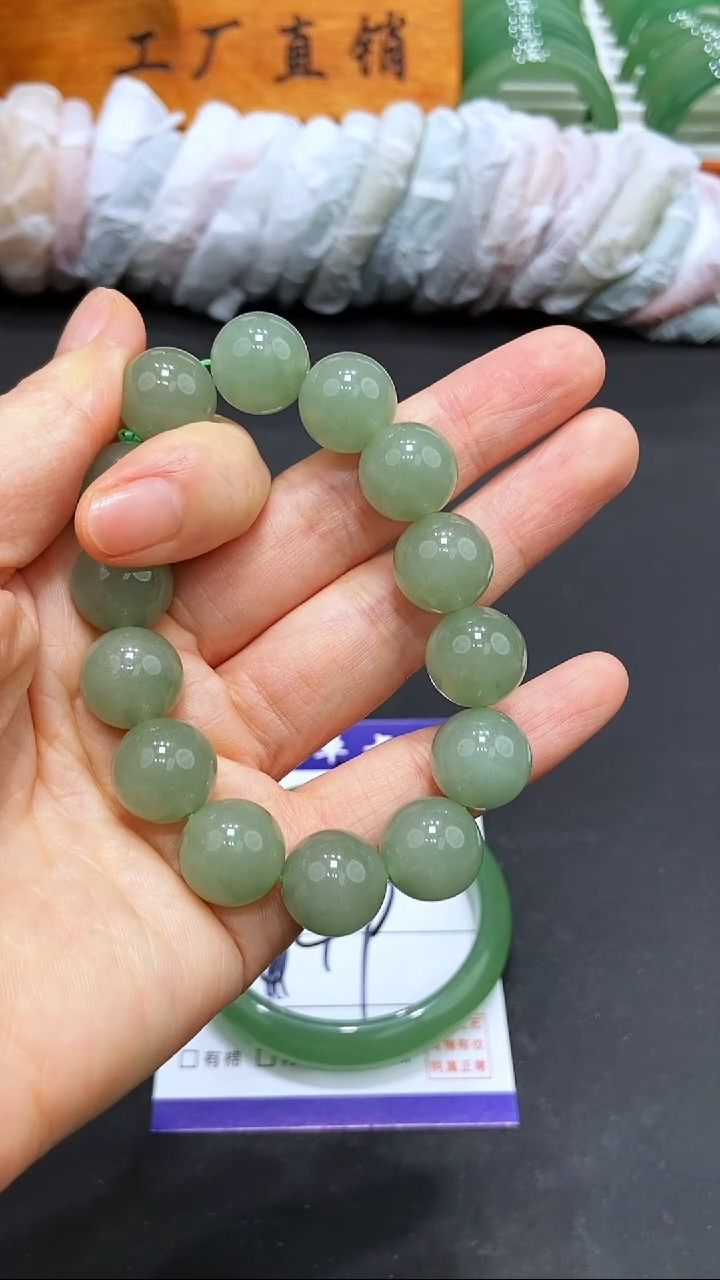 【闪购商品】石英质玉手镯未镶嵌LL多样性发货-