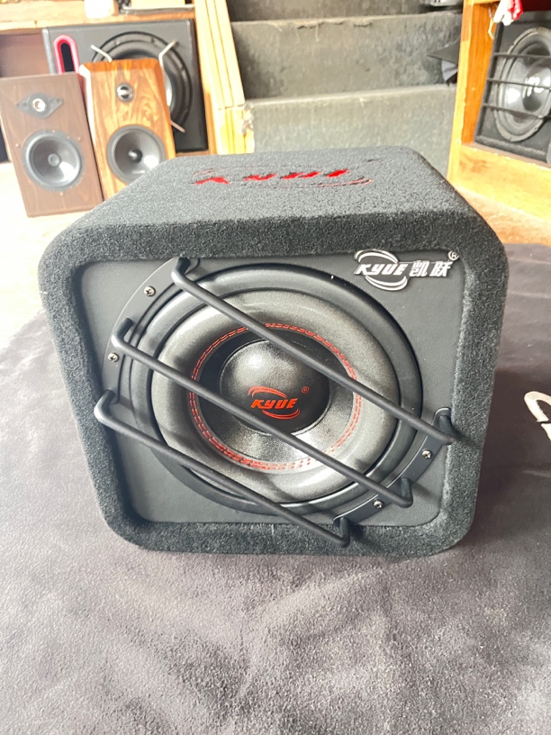 摆件凯越8寸有源低音炮汽车喇叭