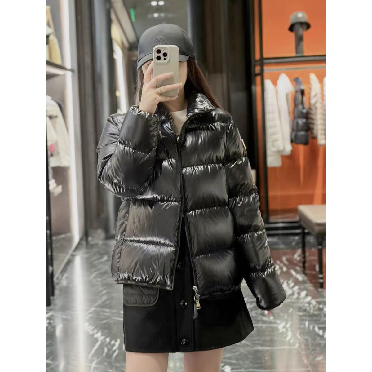 2024新款立领时尚百搭轻奢潮流羽绒服8899