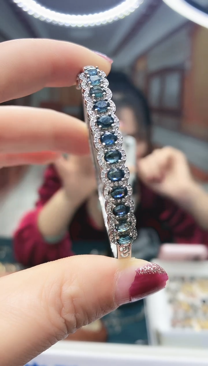 【闪购商品】蓝宝石手镯银S925镶嵌一条