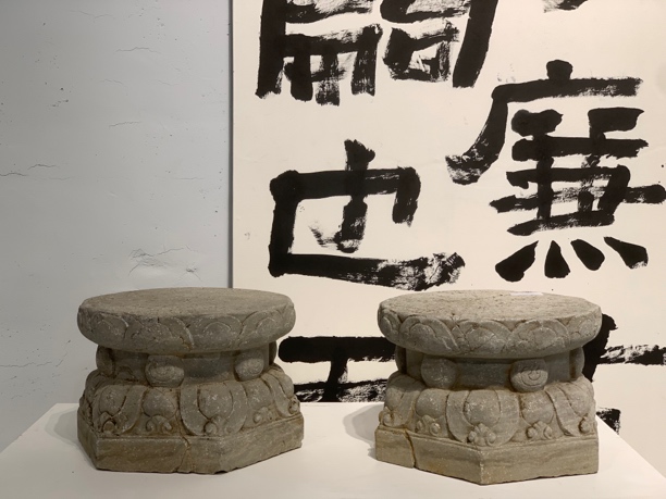 青石莲花底座一对