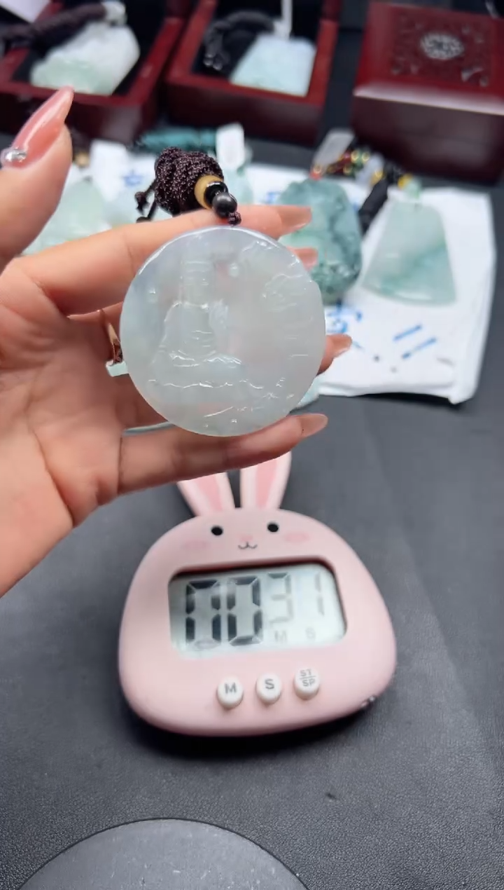 【闪购商品】翡翠颈饰未镶嵌zz