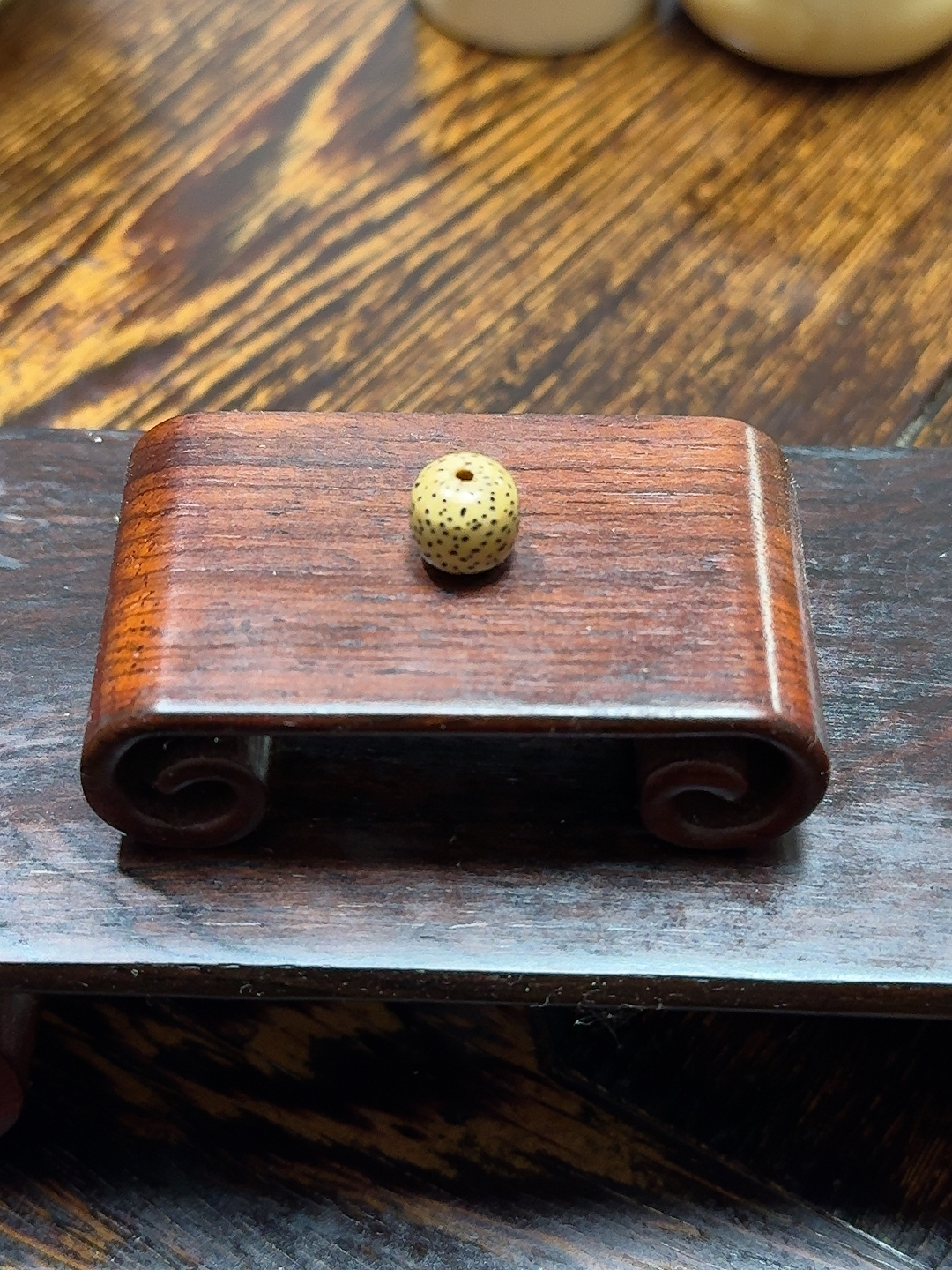 运费补1元用直播结缘用不是一颗星月菩提子不要拍哦（一张哦）